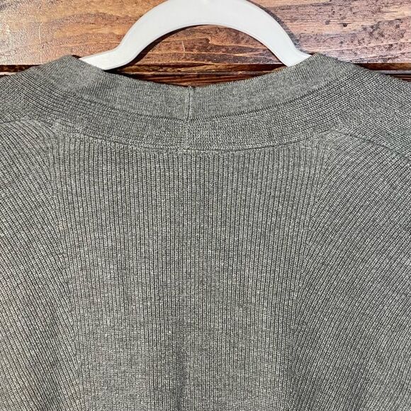 J.Jill Rib Knit Stitch Gray Button Up Cardigan Women's Size XL - Picture 3 of 11